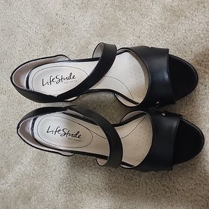 Life Stride Shoe